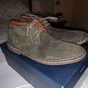 Green suede chukka/ desert boots 10.5. by Kenneth Cole.